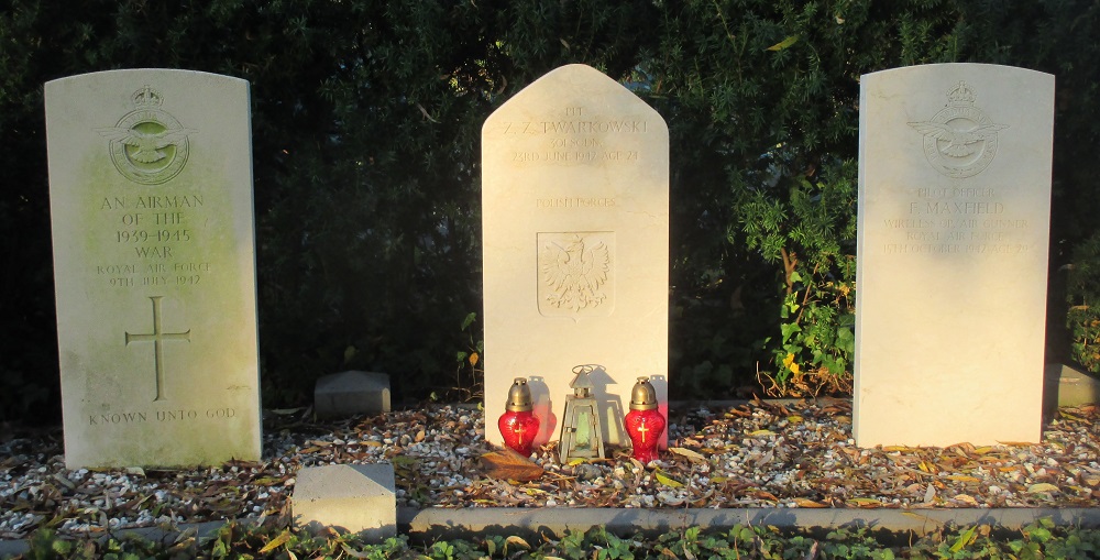Oorlogsgraven van het Gemenebest Algemene Begraafplaats Ulrum #4