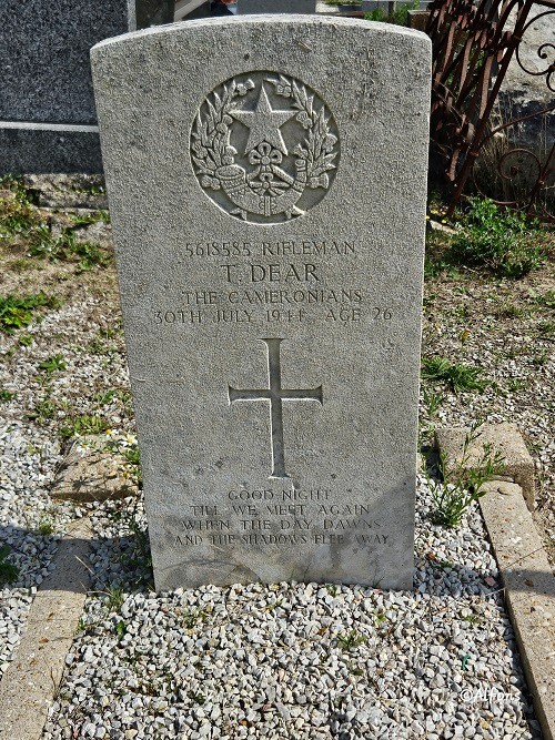 Commonwealth War Grave Caumont-l'vent #2