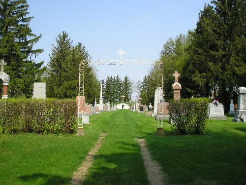 Oorlogsgraf van het Gemenebest Saint-Télesphore Cemetery