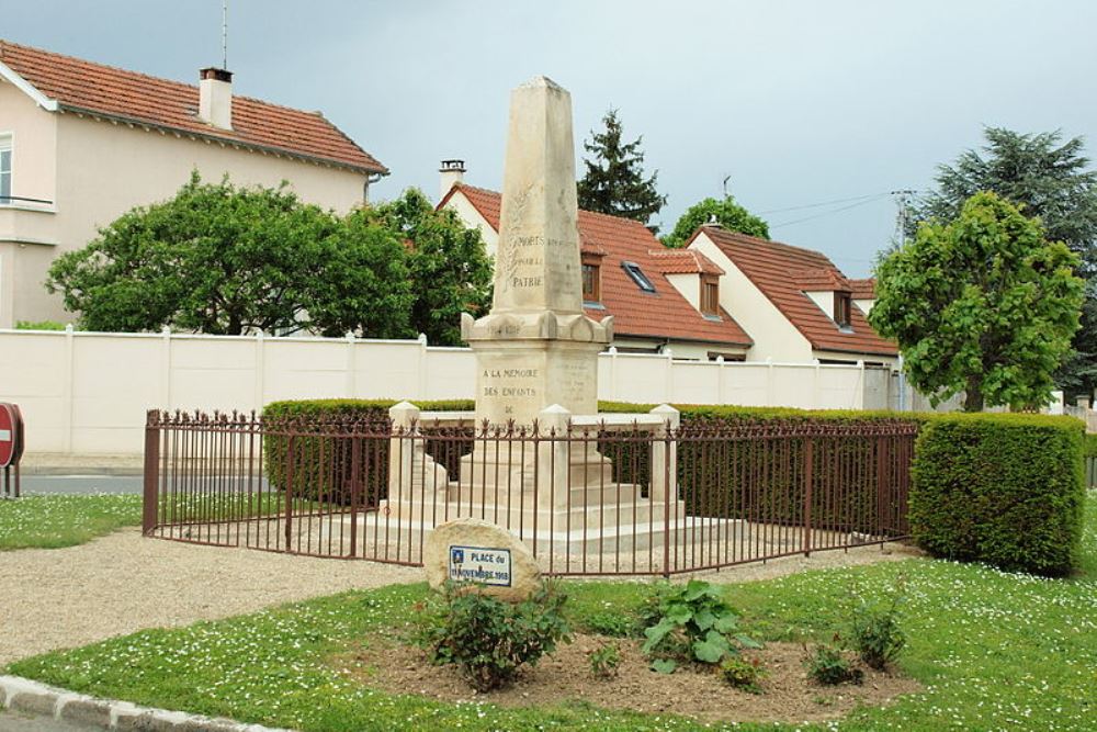 Oorlogsmonument La Brosse-Montceaux #1