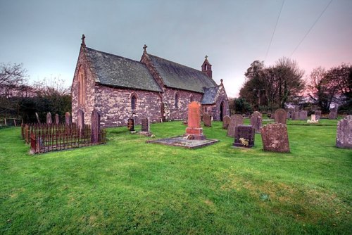 Commonwealth War Grave St. Mary Churchyard #1