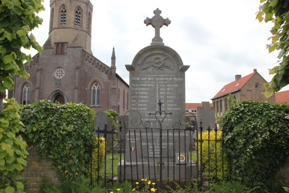 Oorlogsmonument Moere #1