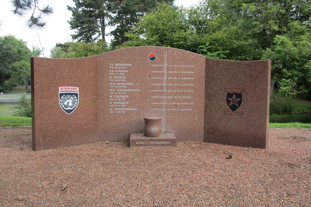 Korean War Memorial General Cemetery Crooswijk #1