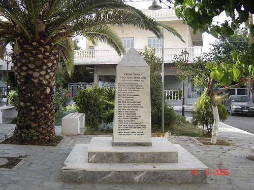 Monument Massamoord Mirtos #1