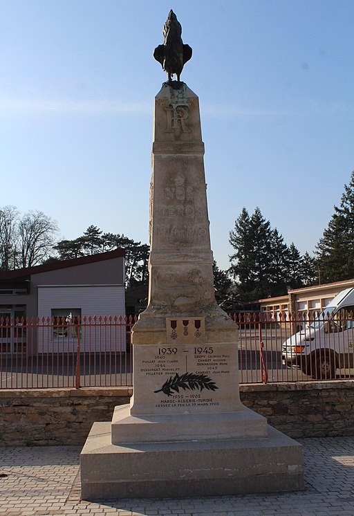 Oorlogsmonument Crches-sur-Sane