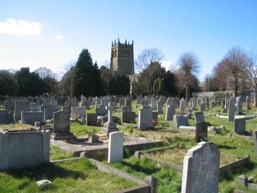 Oorlogsgraven van het Gemenebest All Saints Churchyard