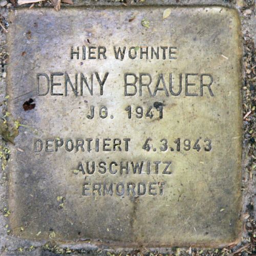 Stumbling Stones Giesebrechtstraße 18 #2
