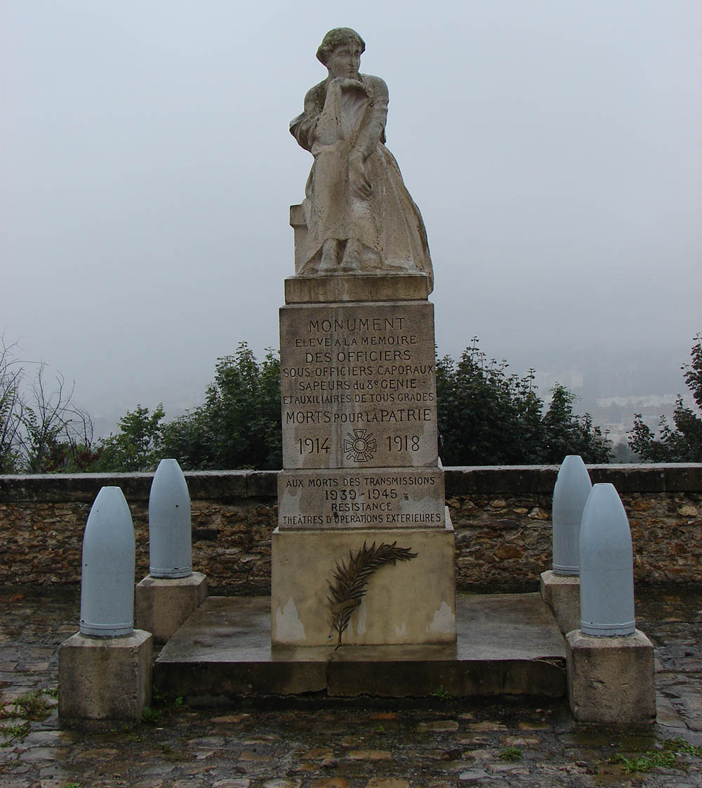 Monument 8e RG 1914-1945 #1