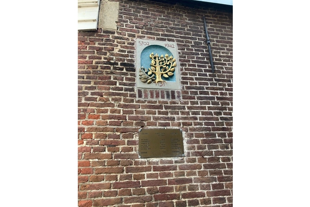 Memorial Stone Deported Jewish Citizens