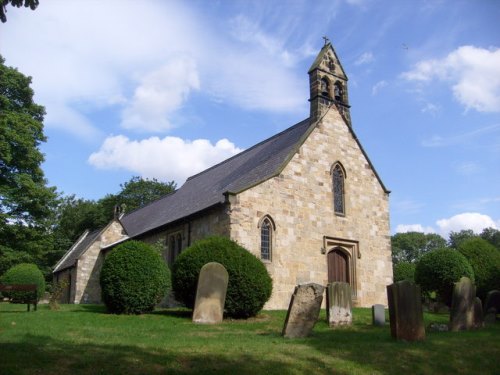 Oorlogsgraf van het Gemenebest All Saints Churchyard