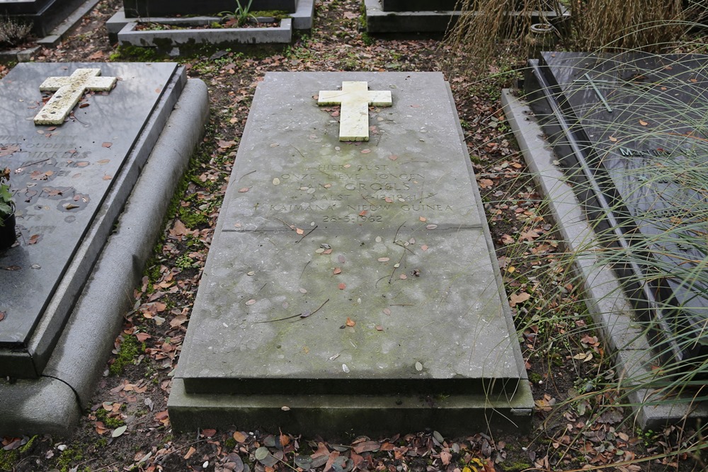 Dutch War Graves Roman Catholic Cemetery Aalst #3