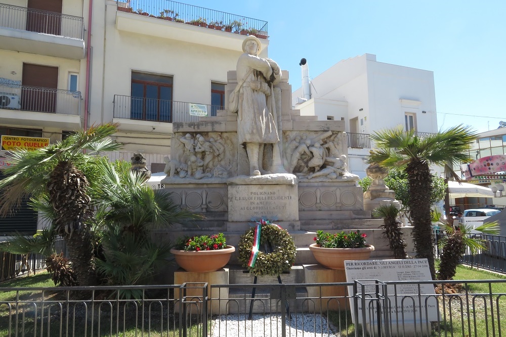 Monument to the Fallen of Polignano