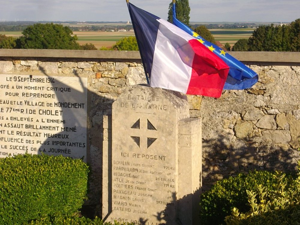 French War Graves Mondement-Montgivroux #1