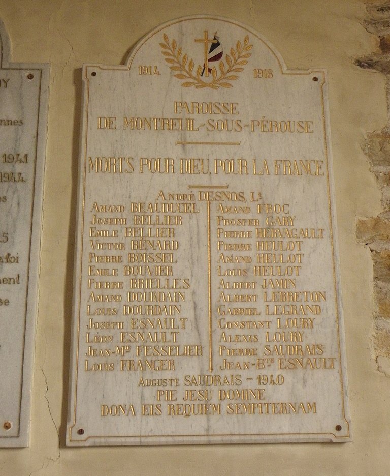 Oorlogsmonument Église Saint-Pierre et Saint-Paul #1