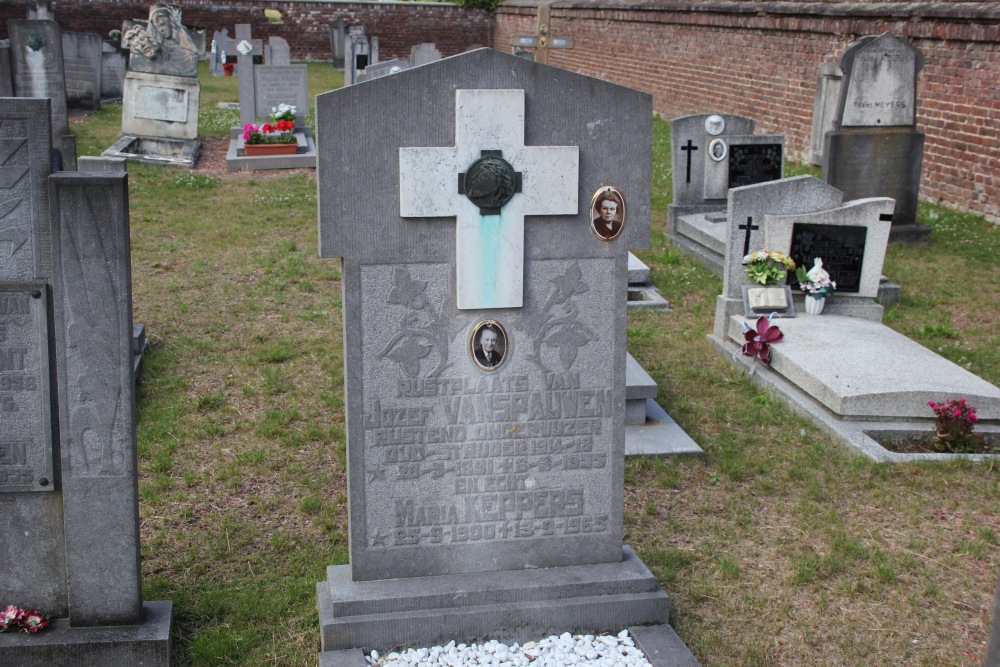 Belgian Graves Veterans Beverst #2
