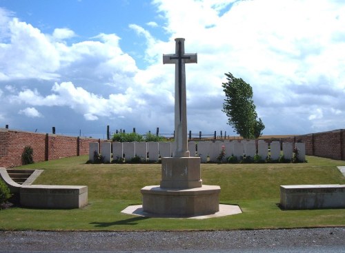 Commonwealth War Cemetery Capelle-Beaudignies Road #1