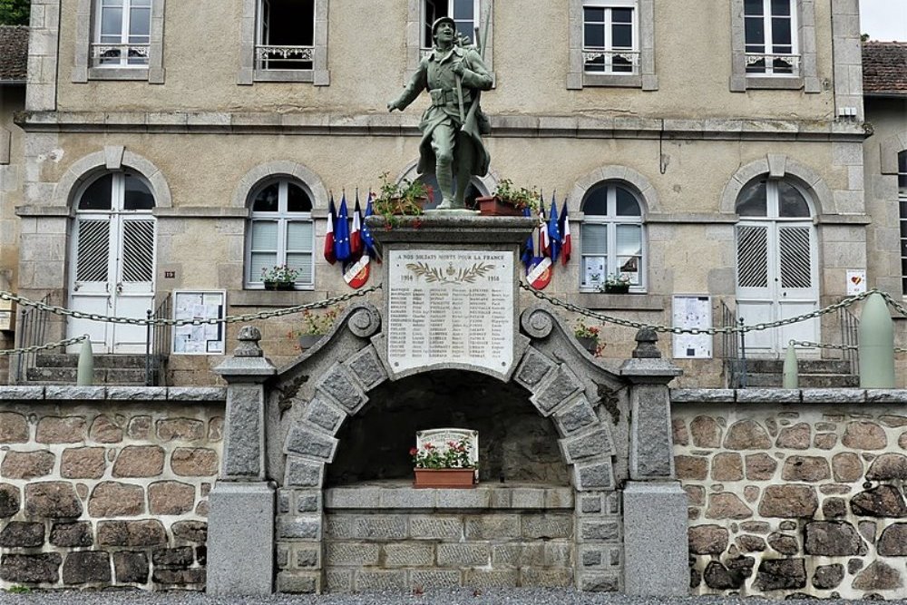 War Memorial Croze #1