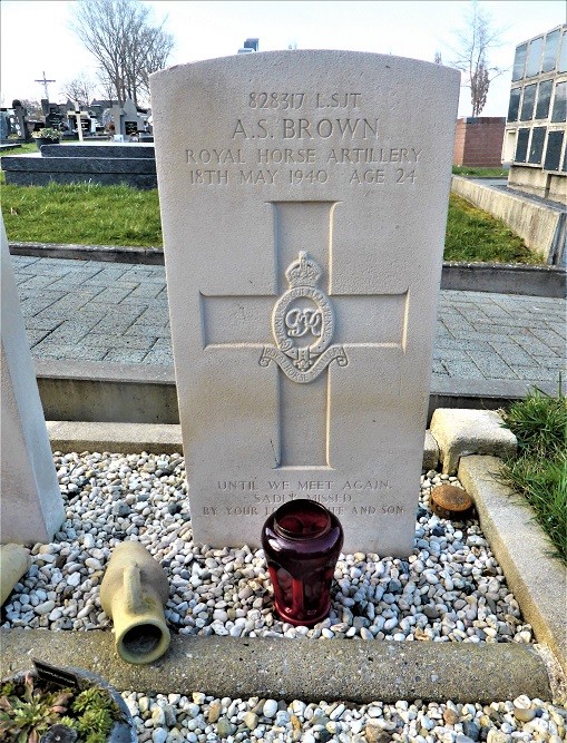 Commonwealth War Graves Aaigem #4
