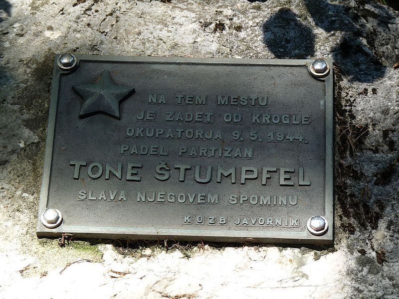 Memorial Tone tumpfel