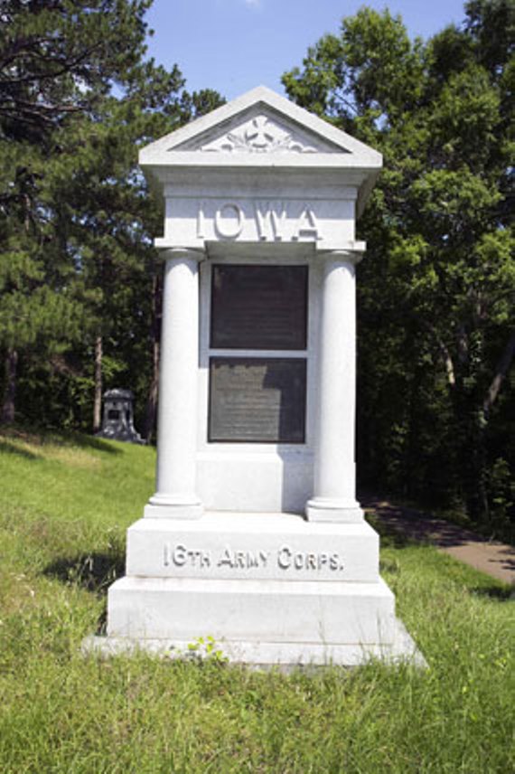 Monument 6th en 40 Iowa Infantry (Union)