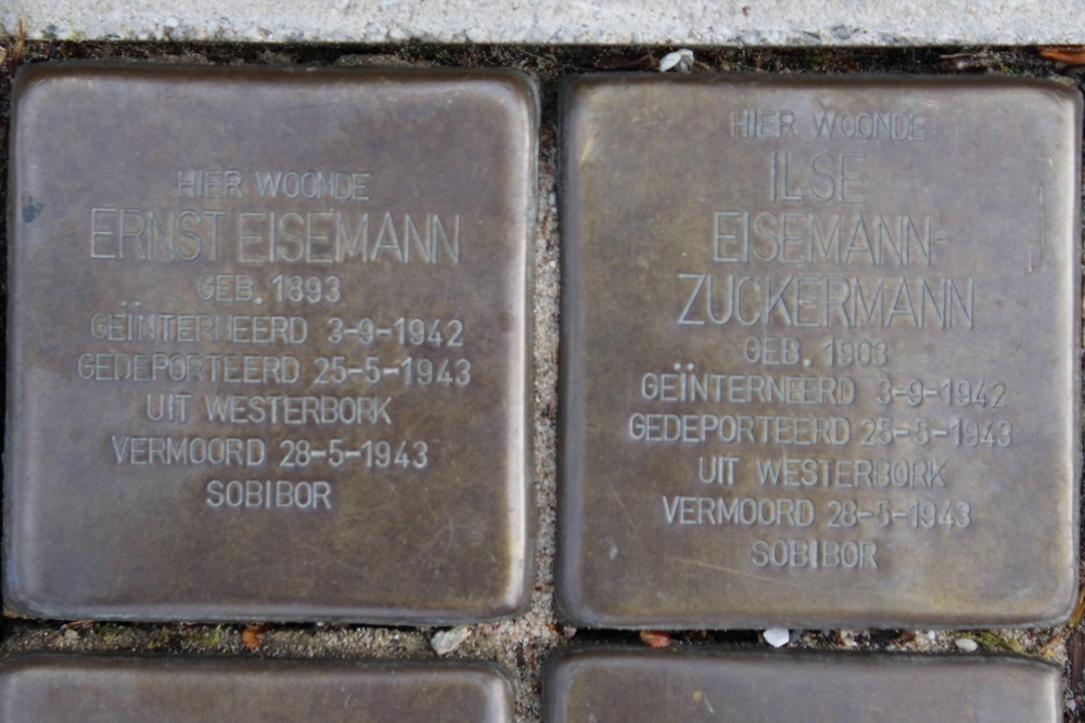 Stolpersteine Diepenbrockstraat 32 #2