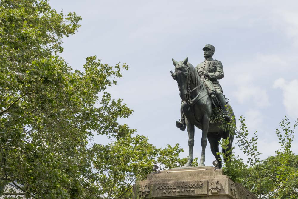 Monument Maarschalk Foch #2