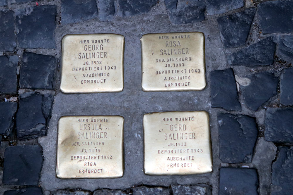 Stumbling Stones Rosenthaler Straße 39