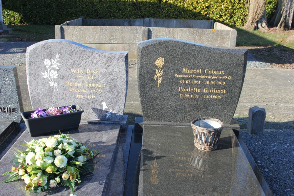 Belgische Graven Oudstrijders Hellebecq Begraafplaats	 #4