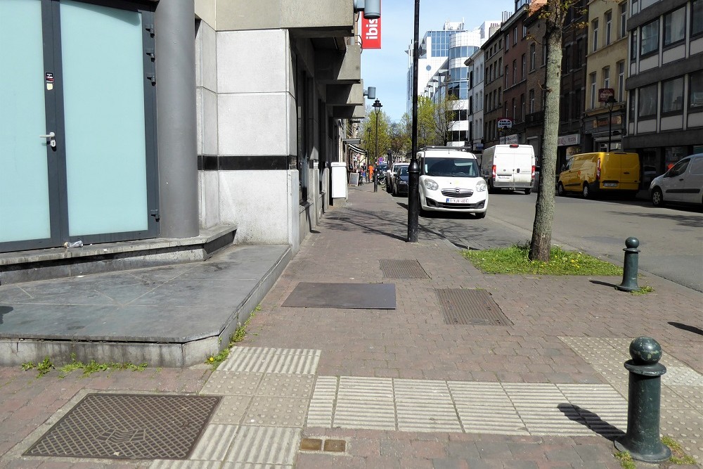 Stumbling Stones Rue D'Angleterre 20 #4