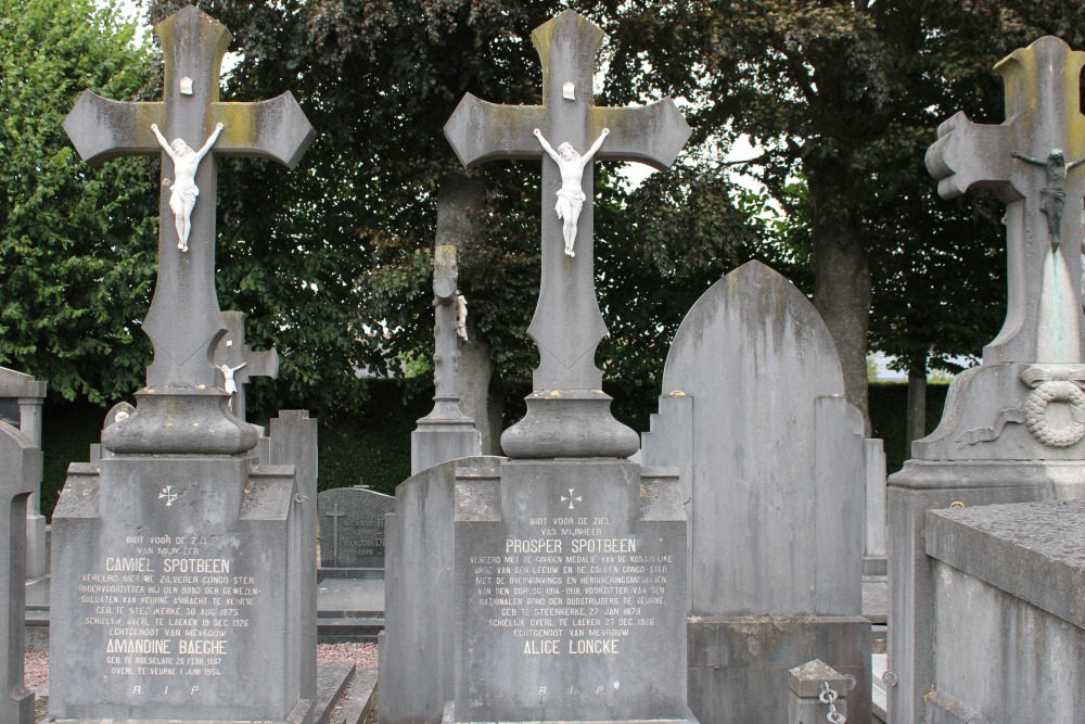 Belgian Graves Veterans Veurne #3