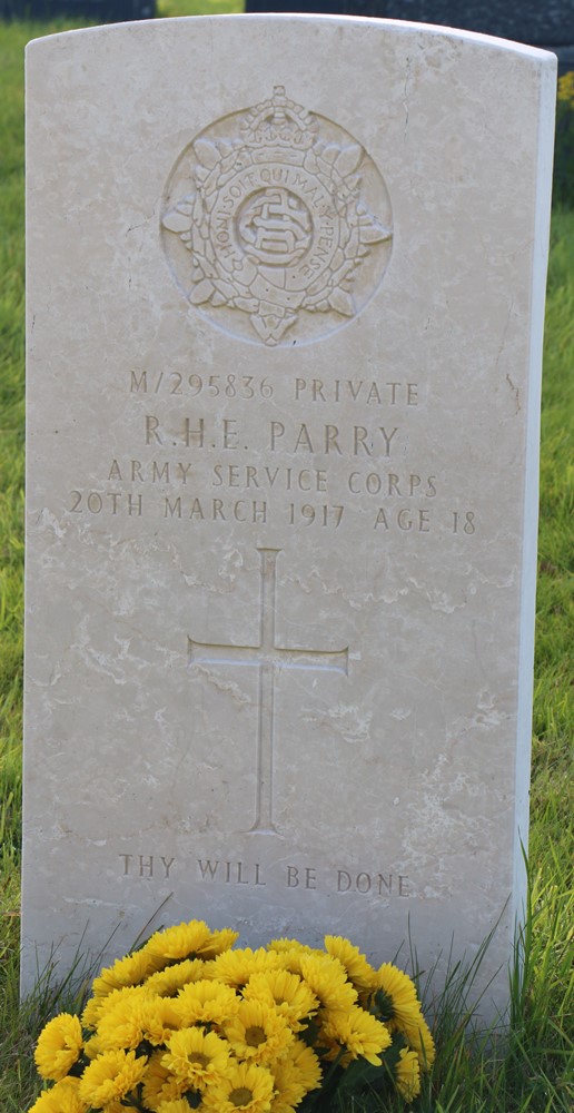 Commonwealth War Grave Brynllan Cemetery