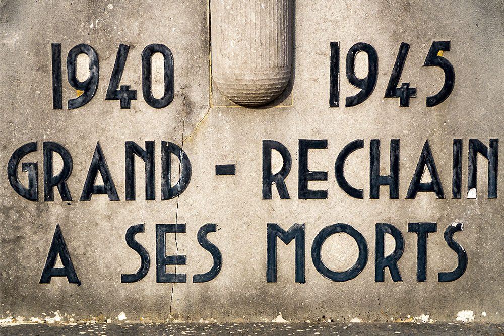 Oorlogsmonument Begraafplaats Grand-Rechain #2