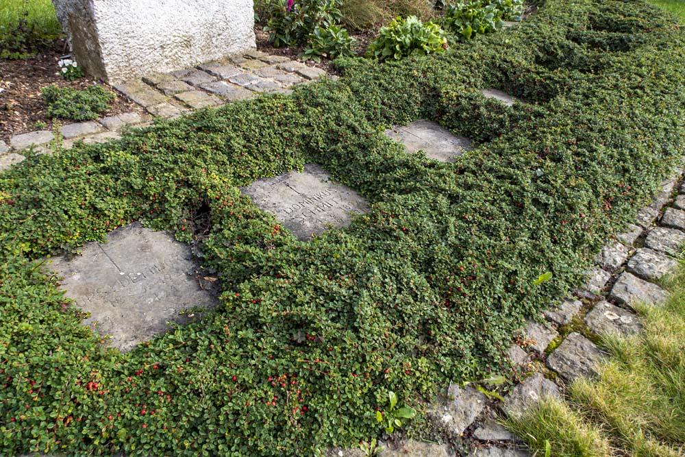 Duitse Oorlogsgraven en Monument Rurdorf #2