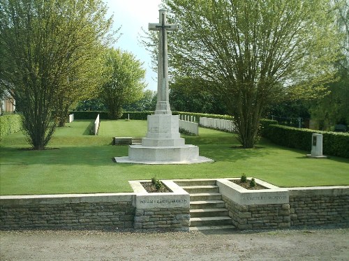 Commonwealth War Cemetery Pommereuil #1