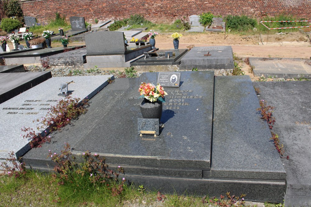 Belgian War Grave Grez