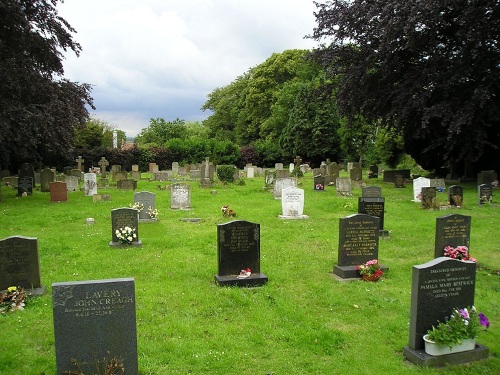 Commonwealth War Graves St Mary Magdalene Churchyard #1