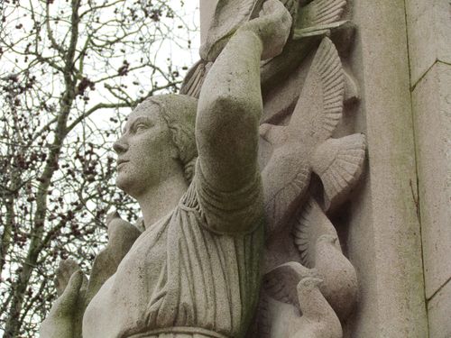 Memorial Carrier Pigeons Lille #4