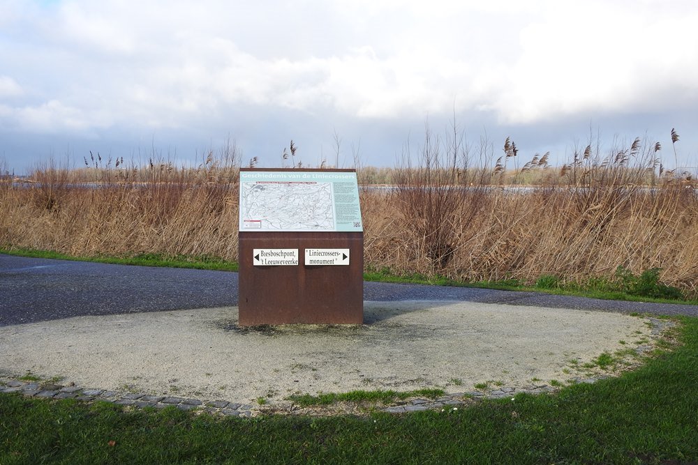 Information Board Line-Crossers Lage Zwaluwe #2