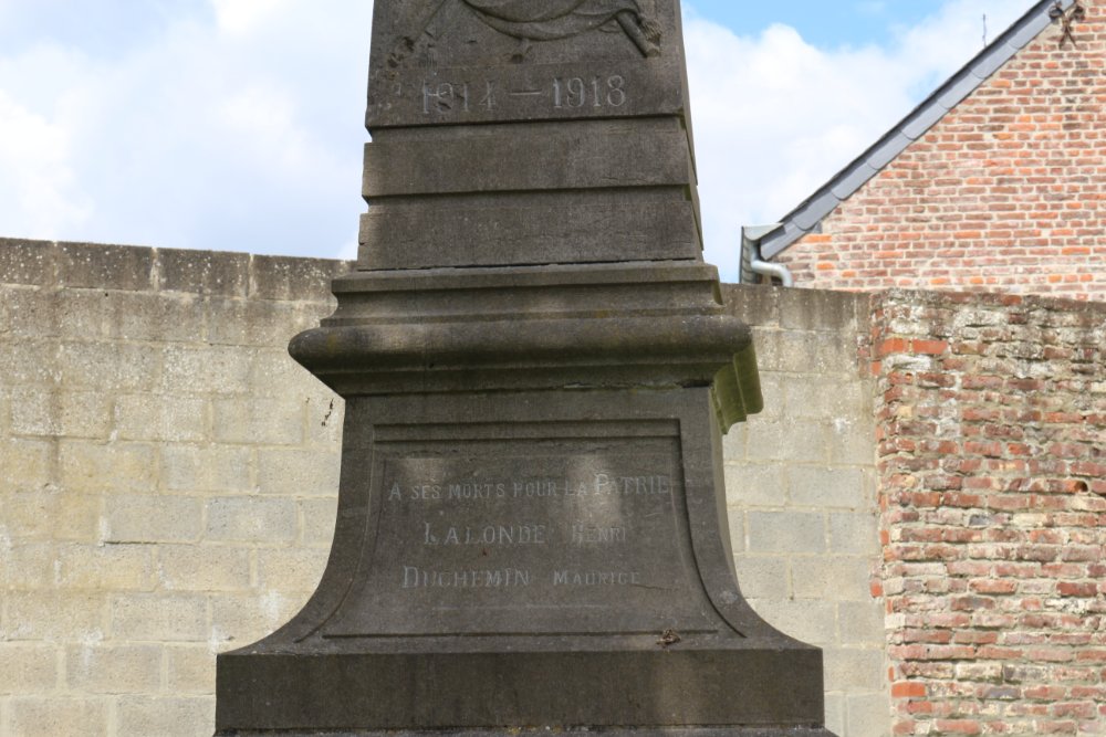 Oorlogsmonument Houtain-le-Val #2