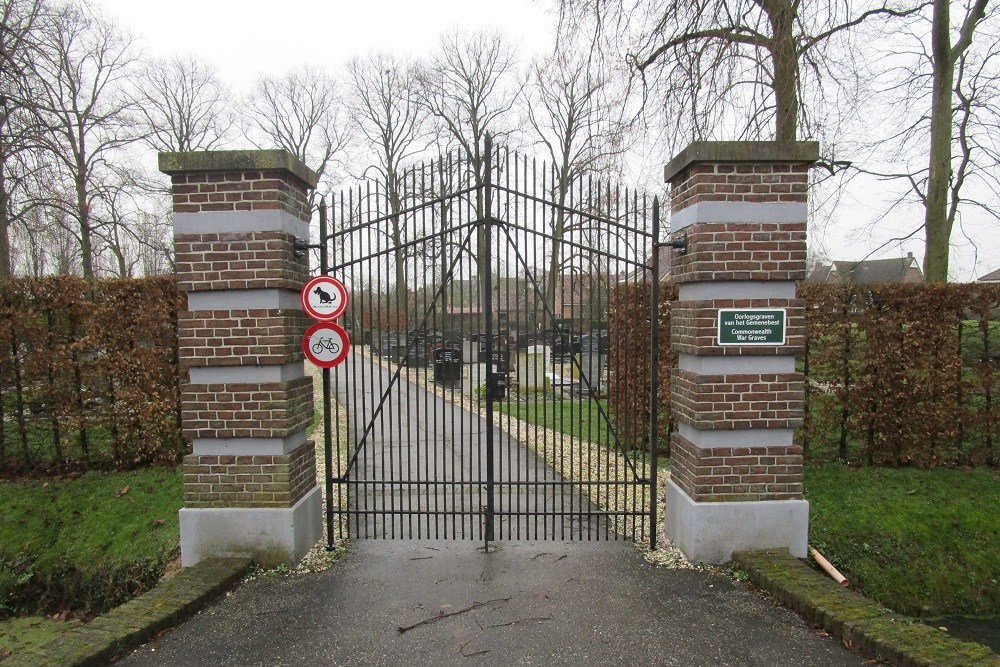 Commonwealth War Graves General Cemetery Montfoort #2