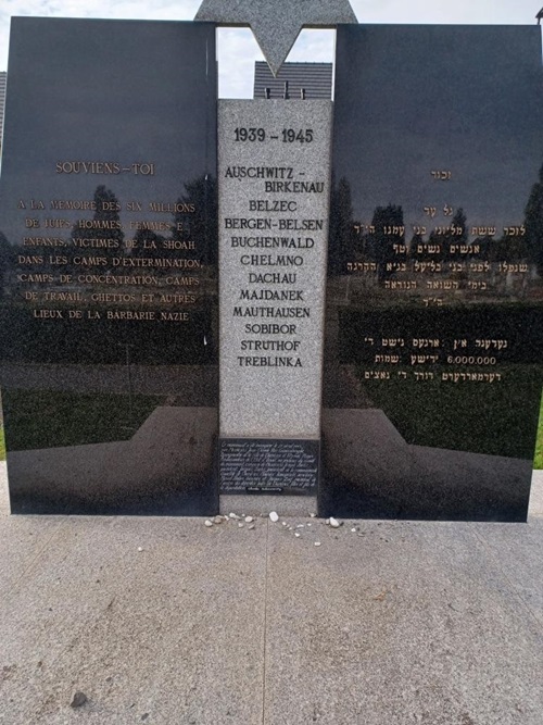 Memorial to Jewish Victims #2