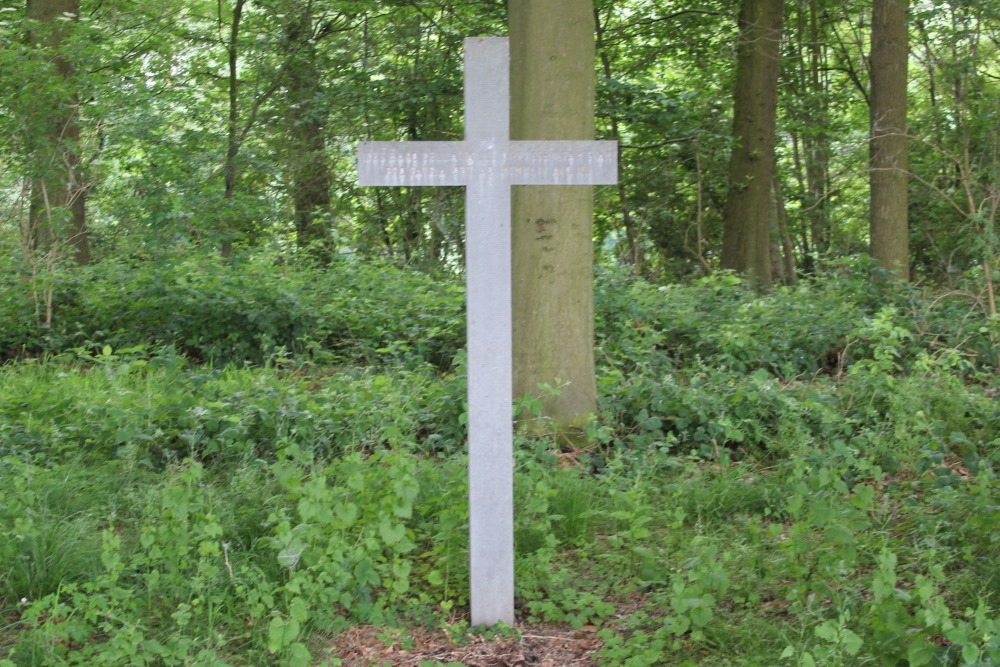 Memorial Cross Baron Della Faille D'Huysse #2