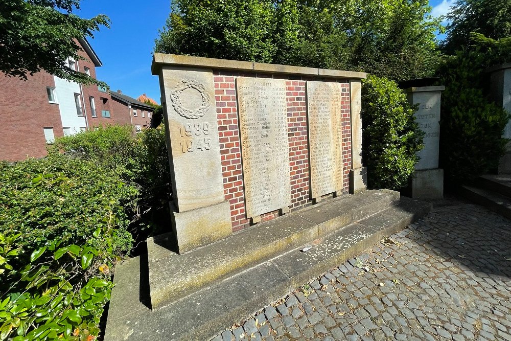 Oorlogsmonument Hauenhorst #3