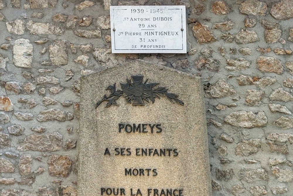 Oorlogsmonument Pomeys #3