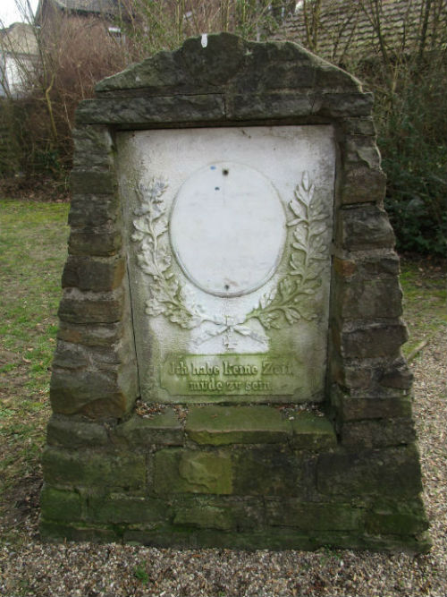 Oorlogsmonument Neukirchen-Vluyn (2) #3