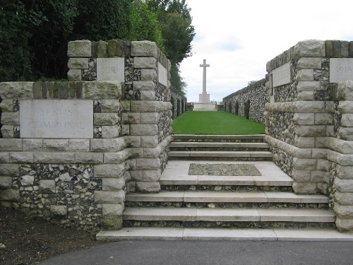 Oorlogsgraven van het Gemenebest Senlis Extension