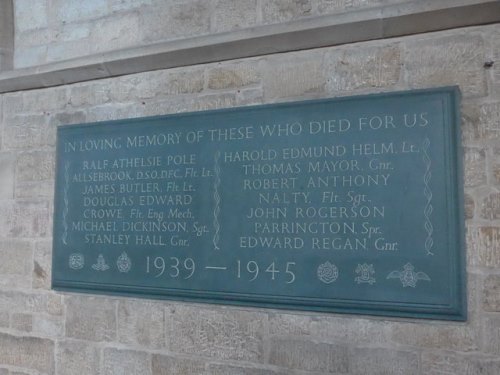 Oorlogsmonument St. John the Baptist Church Flookburgh