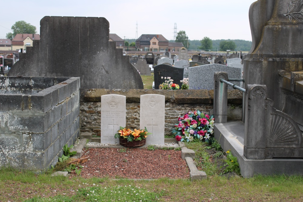 Commonwealth War Graves Harchies #1