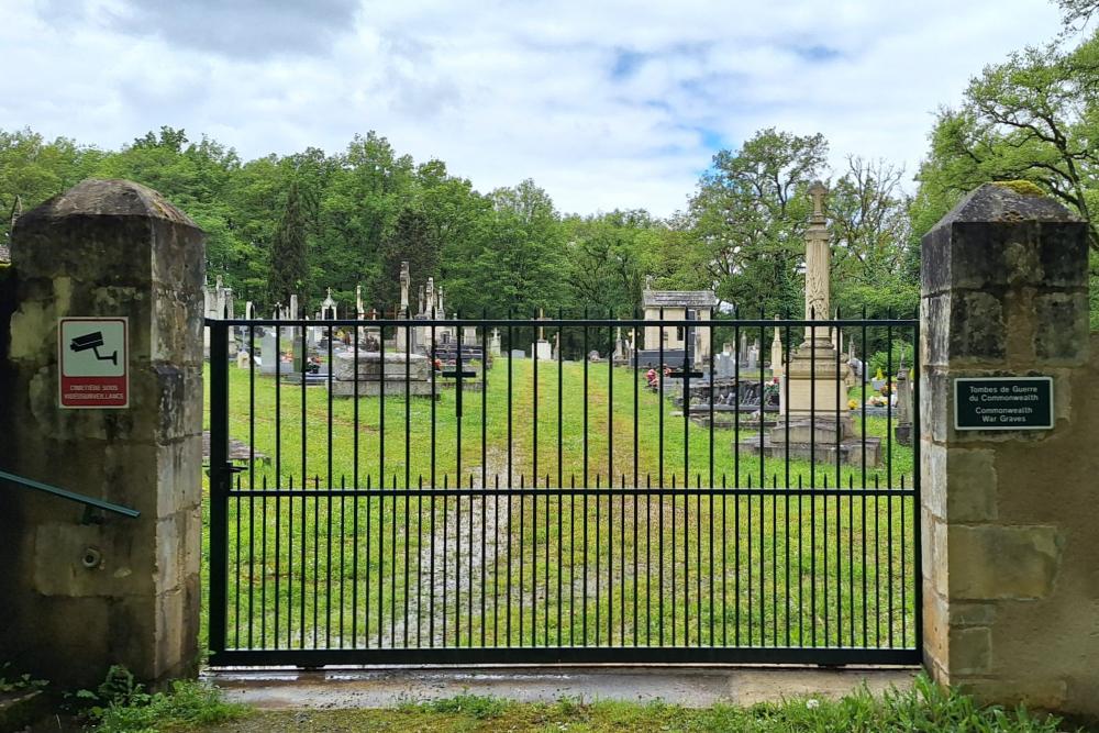 Oorlogsgraven van het Gemenebest Béruges #2