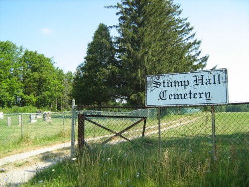 Commonwealth War Grave Stump Hall Six Nations Cemetery #1